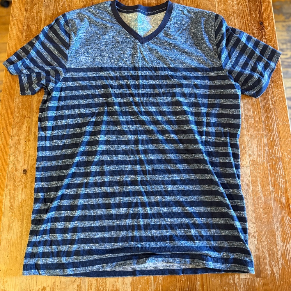 Men’s American Rag Blue Striped Short Sleeve Shirt (Size Large)